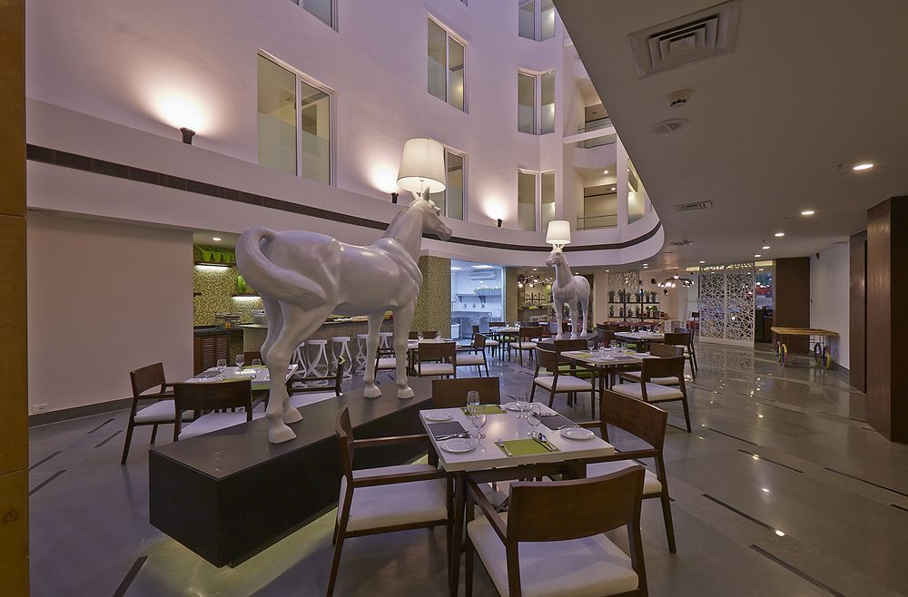 K10 Hotel Вадодара Екстер'єр фото