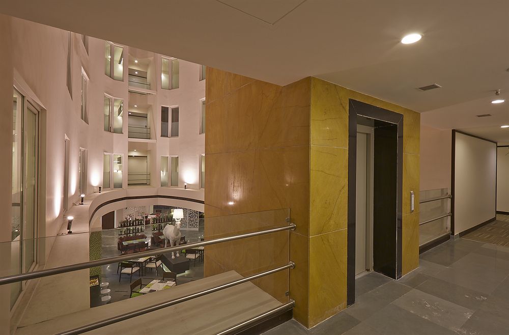 K10 Hotel Вадодара Екстер'єр фото